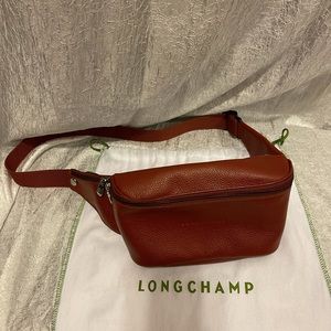 LONGCHAMP leather belt bag